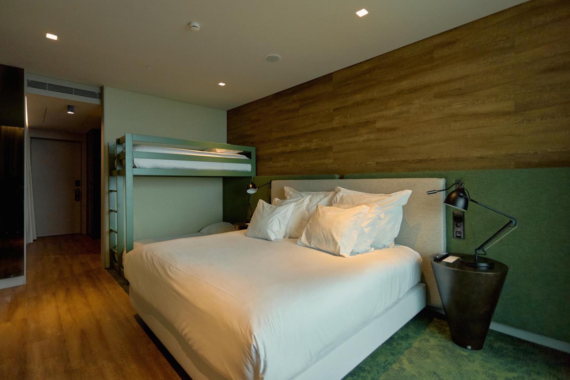 阿佐尔酒店 蓬塔德尔加达 外观 照片 A room at the hotel