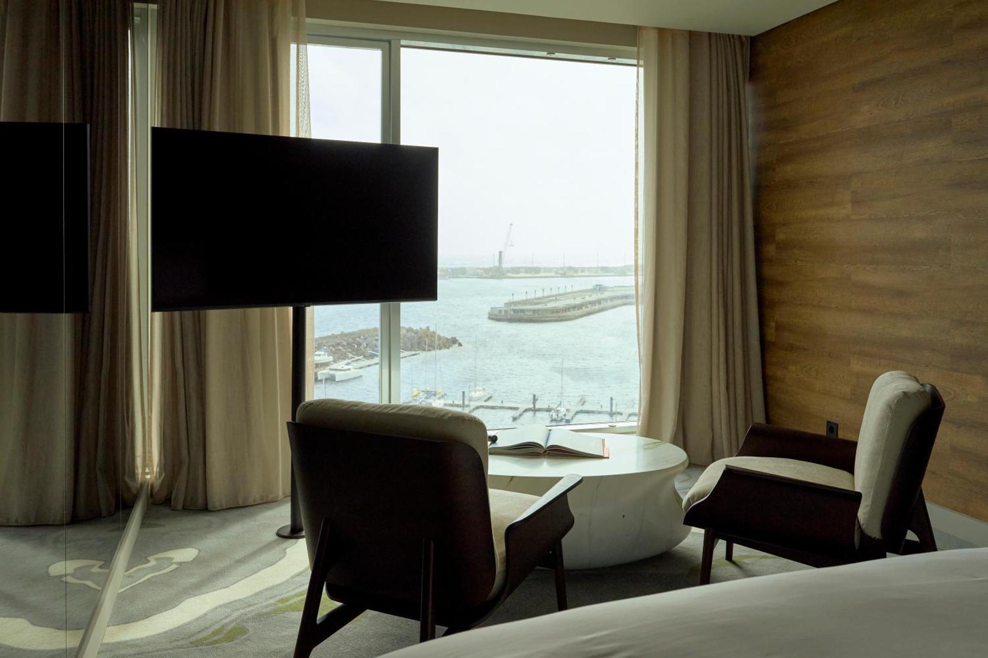 阿佐尔酒店 蓬塔德尔加达 外观 照片 A room at the hotel